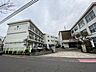 周辺：元城小学校まで約665ｍ/徒歩約9分　学校は久澄橋のすぐ南に位置し、北はスカイホール豊田などの公共施設に隣接している。また、教育に熱心な校区民にも恵まれ、ＰＴＡ活動も盛んです。