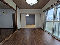 居間