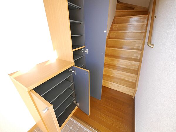 apartment 茨城県北茨城市中郷町足洗
中郷町足洗の賃貸情報を見る
物件地図