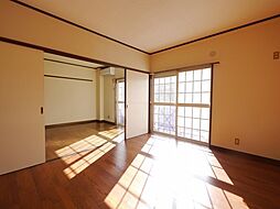 居間