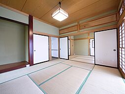 居間