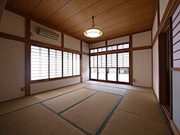 居間