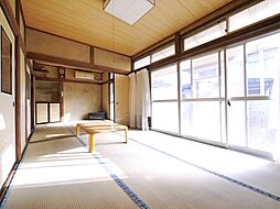 居間