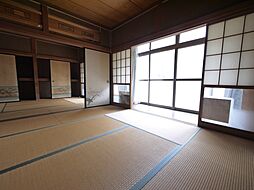 居間
