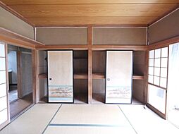 居間