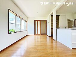 居間