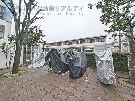 バイク置場ございます♪