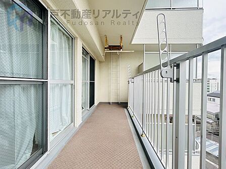 ・二面バルコニーにつき通風良好♪
