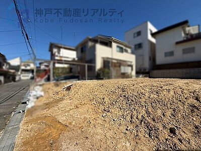 外観：◆2027年3月完成予定♪1号棟2026/10/8　撮影
