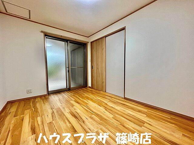 室内 江戸川区松本1丁目