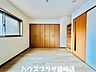 洋室：主寝室として使えそうな7.25帖の洋室です！