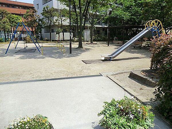 周辺を拡大表示