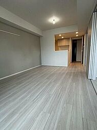 プラウドフラット本郷三丁目 101 1階2LDKのリビング/ダイニング