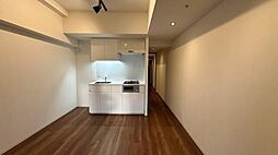 ズーム新宿御苑前 807 8階1LDKのリビング/ダイニング