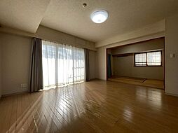 ライオンズマンション荒川遊園アクアステージ 3階3LDKのリビング/ダイニング