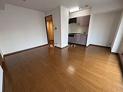 ルート四谷三丁目 4階1LDKのリビング/ダイニング