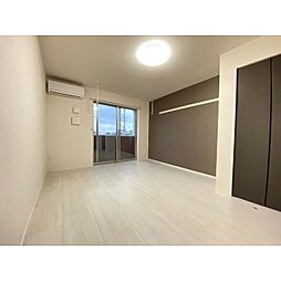 ペルティカ 208 2階1Kのリビング/ダイニング