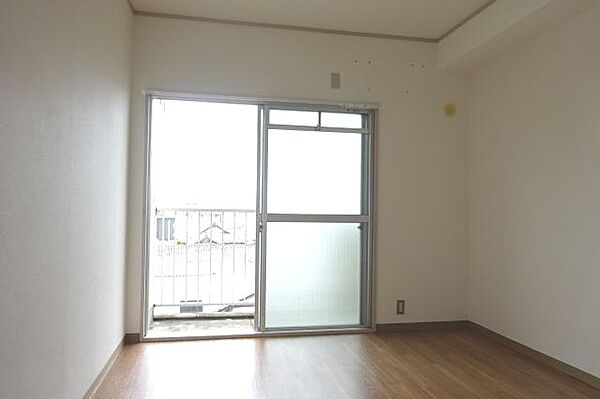 ヤマイチＰＬＡＺＡシカゴ ｜和歌山県和歌山市加納(賃貸マンション3LDK・4階・63.50㎡)の写真 その9