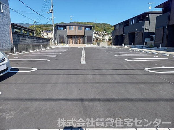 画像27:駐車場