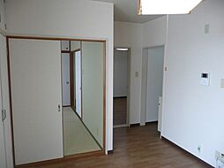 居間