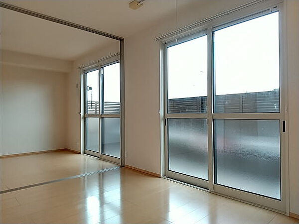 ＢＩＧ　ＪＯＹ　ＹＡＭＡＴＯ ｜和歌山県和歌山市土入(賃貸アパート2DK・1階・52.09㎡)の写真 その3
