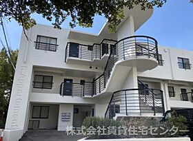 Ｋアパルトマン  ｜ 和歌山県和歌山市市小路（賃貸マンション2LDK・1階・49.68㎡） その1