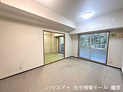 居間