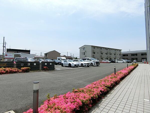 スカイマンションF