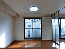 居間