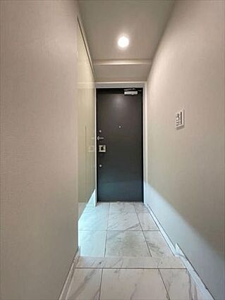 大容量の下足収...