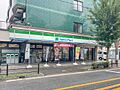 ファミリーマー...