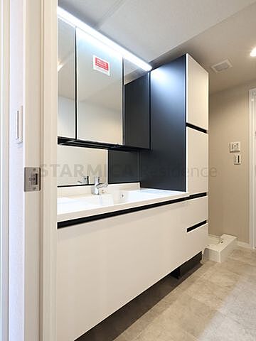 洗面 シャリエ上井草 1階/-