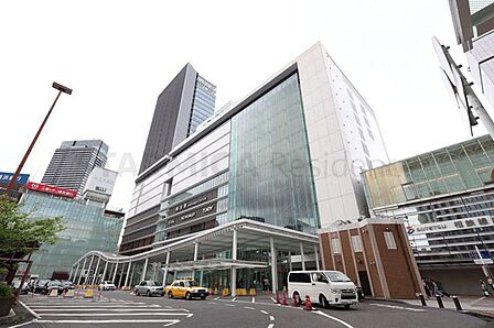 横浜駅(京急 本線) 950m