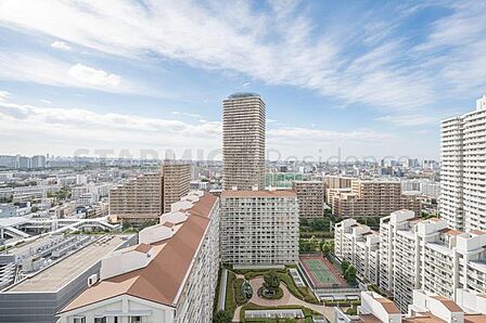 22階ならではの、空を身近に感じる開放的な眺望