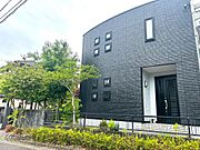 北東側から観た現地