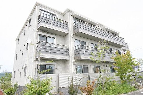 香川県高松市円座町(賃貸マンション2LDK・2階・60.54㎡)の写真 その1