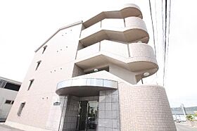 香川県高松市今里町（賃貸マンション1K・3階・30.08㎡） その1