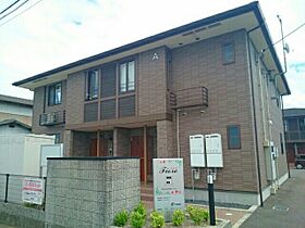 香川県善通寺市中村町（賃貸アパート2LDK・1階・56.02㎡） その1