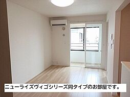 JR予讃線 宇多津駅 3.4kmの賃貸アパート 2階2LDKのリビング/ダイニング