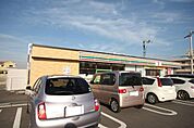 セブンイレブン高松春日町店まで388ｍ