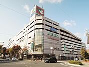 アル・プラザ八日市 まで約 680 m