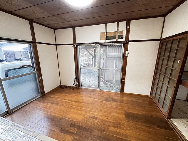 洋室