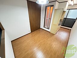 居間