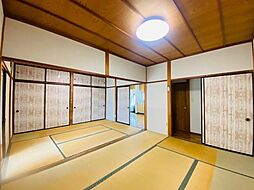 居間