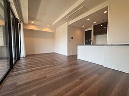 グランドヒルズ南青山 4階2LDKのリビング/ダイニング