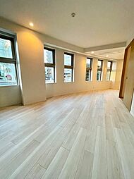 レジディアタワー乃木坂 6階1LDKのリビング/ダイニング