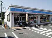 コンビニ「ローソン千代田インター店まで671ｍ」