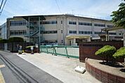 小学校「広島市立深川小学校まで1371ｍ」