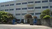 中学校「広島市立落合中学校まで1093ｍ」