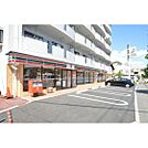 コンビニ「セブンイレブン広島落合5丁目店まで820ｍ」